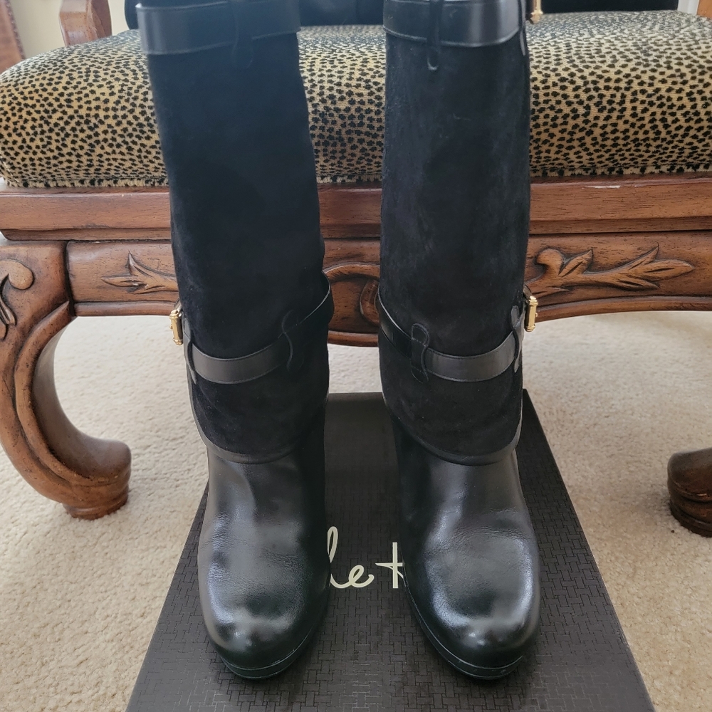 Womans boots